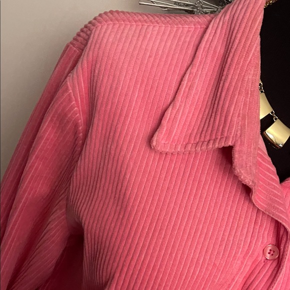 Top - Picture 4 of 7